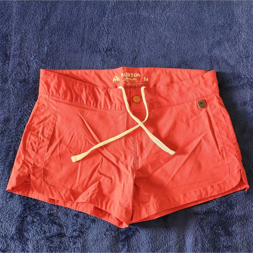 Burton Pink Button Women's‎ Sz 24 (UK) Short Shorts